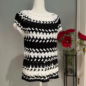 New Chicos Striped Crochet Pullover Boatneck Sweater Black White Sz 1 Med/8 NWT